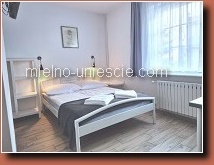 Pok�j dwuosobowy z �azienk�