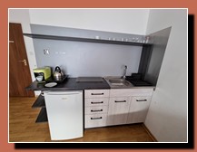 Pok�j z balkonem