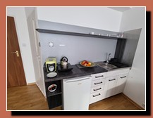 Pok�j z balkonem